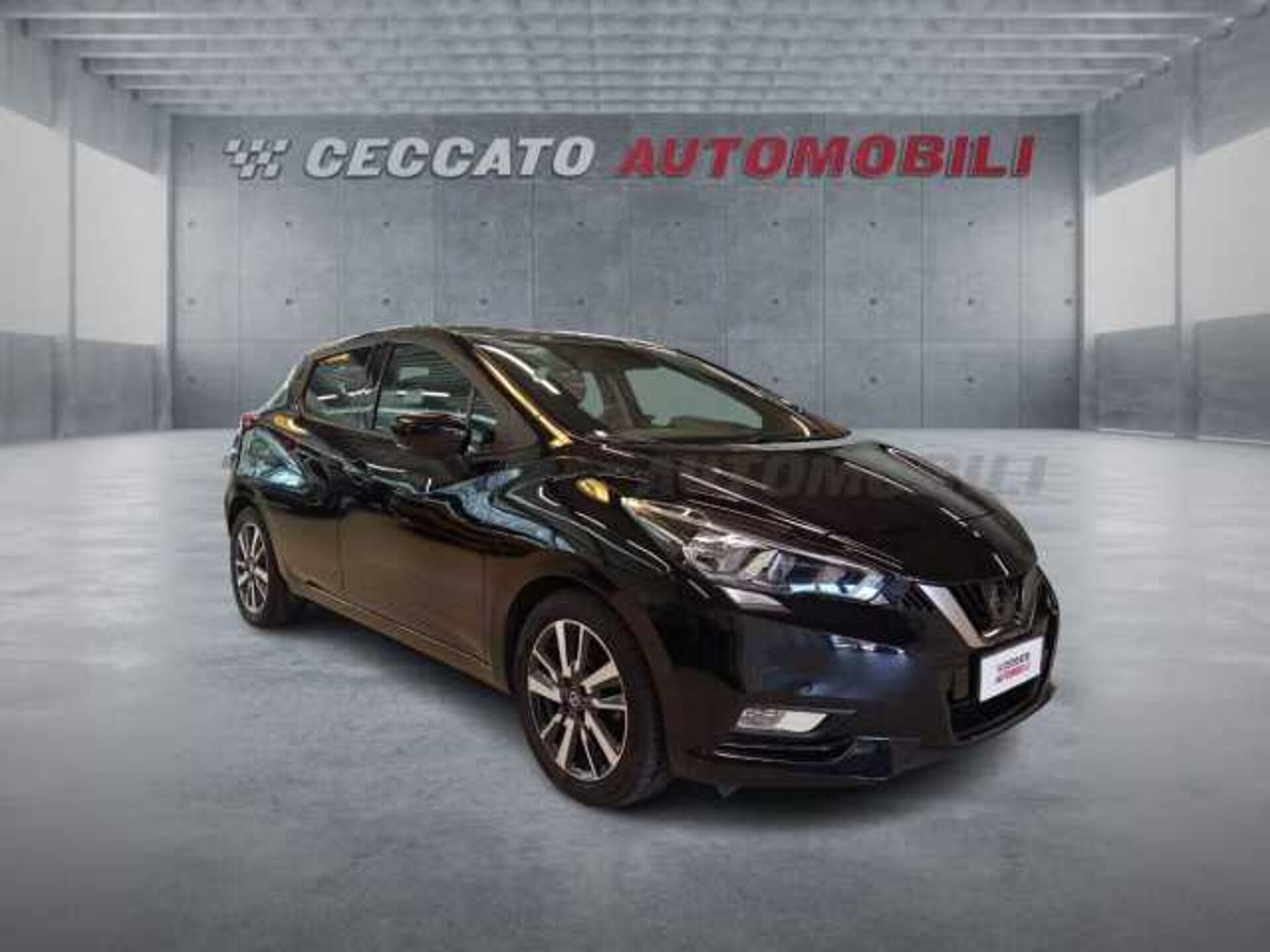 Nissan Micra 1.5l - black