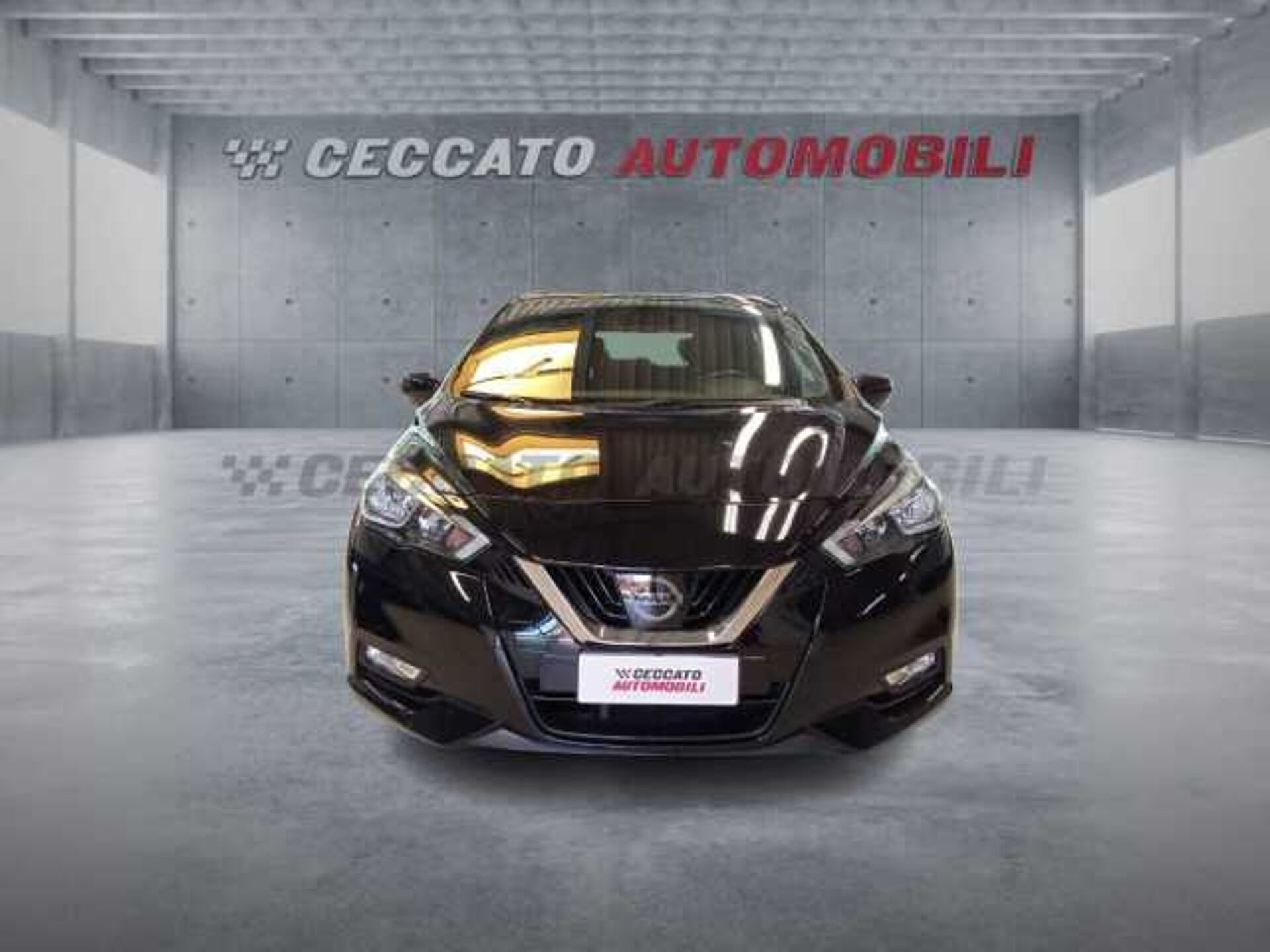 Nissan Micra 1.5l - black