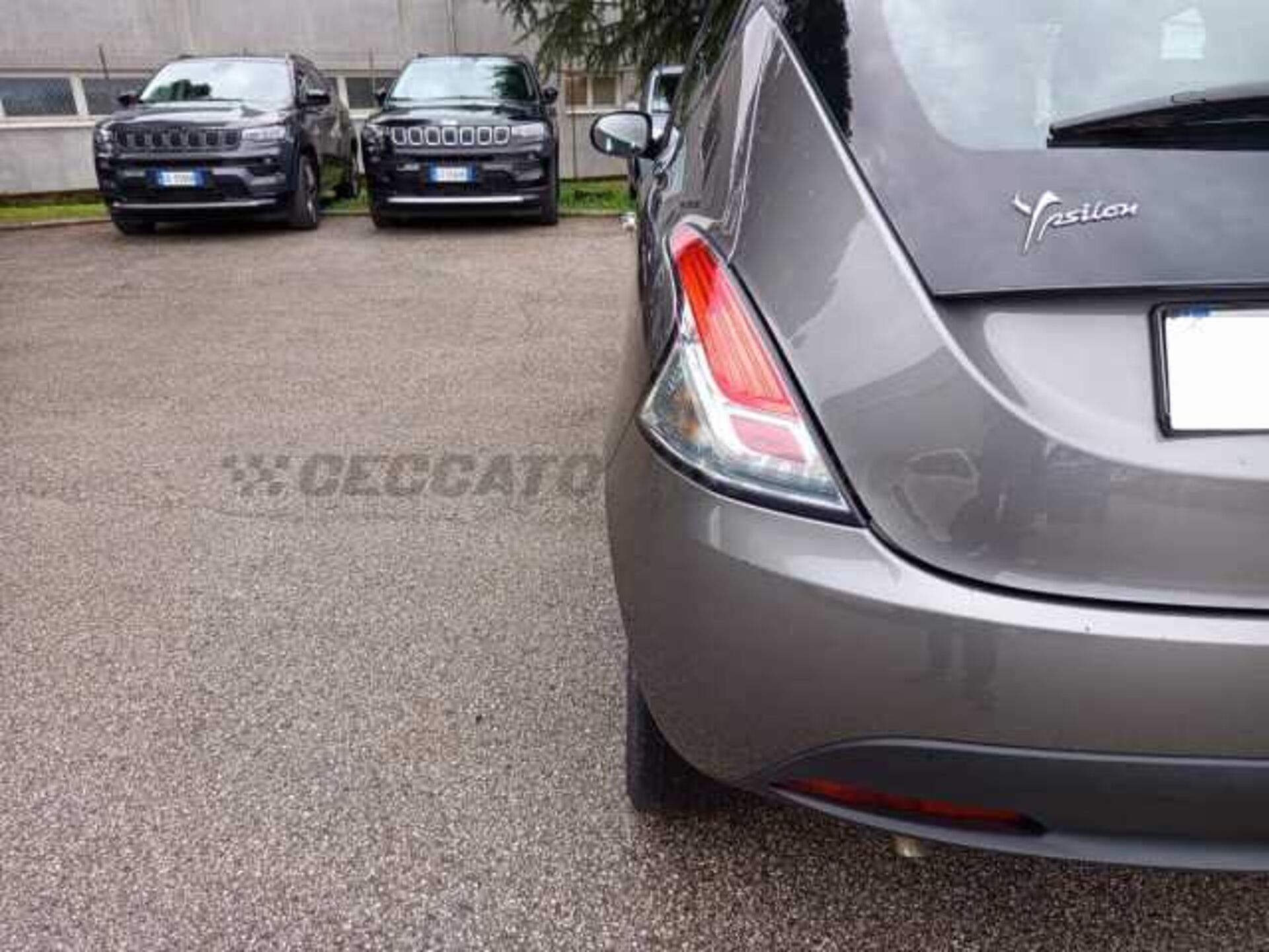 Lancia Ypsilon 1.0l - grey