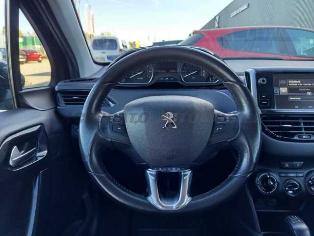 Peugeot 208 1.2l - grey
