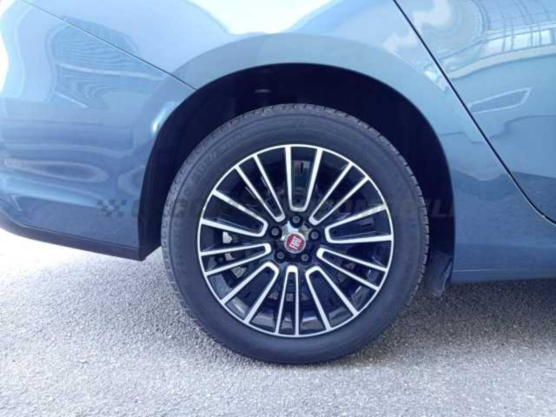 Fiat Tipo 1.0l - blue