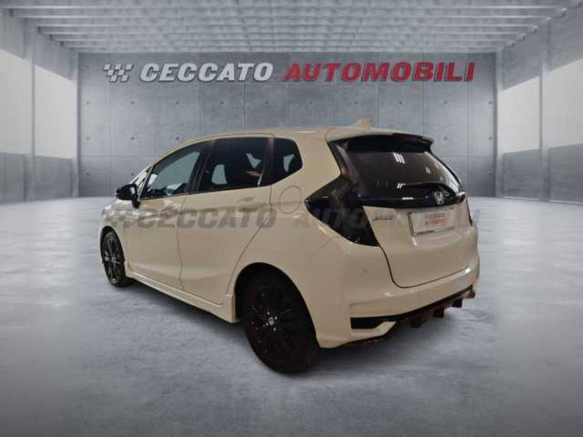 Honda Jazz 1.5l - white