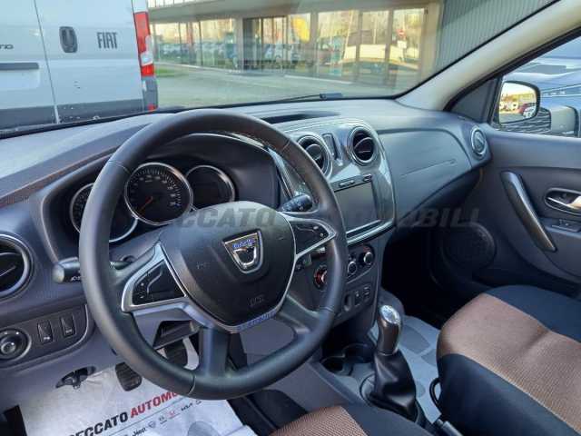 Dacia Sandero 1.5l - brown