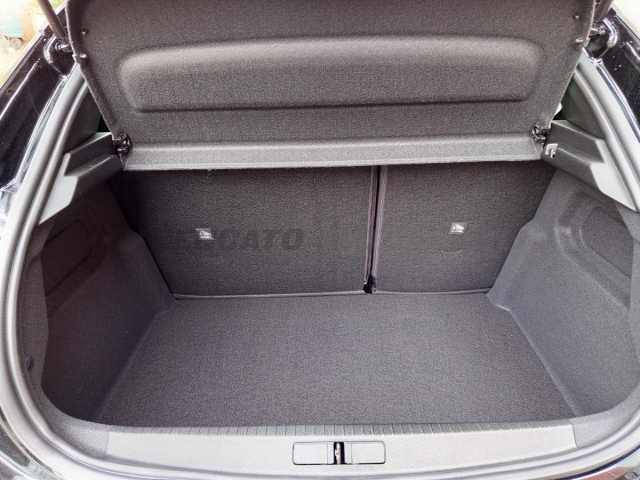 Opel Corsa 1.2l - black