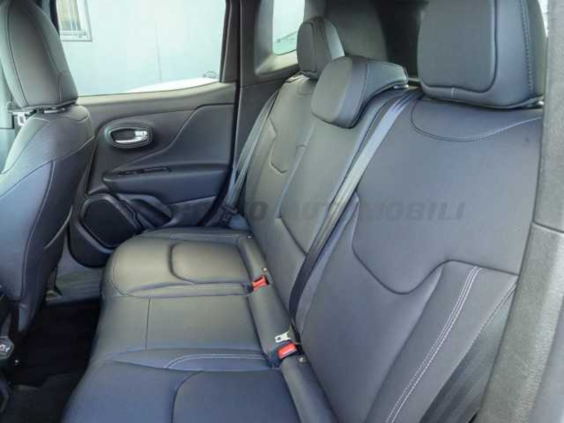 Jeep Renegade 1.5l - blue
