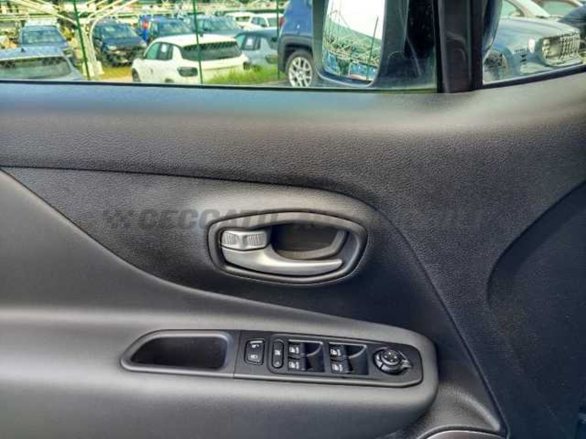 Jeep Renegade 1.5l - blue