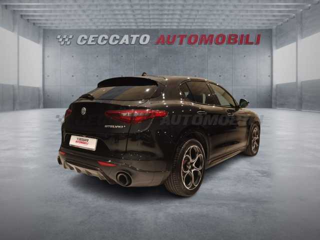 Alfa Romeo Stelvio 2.1l - black