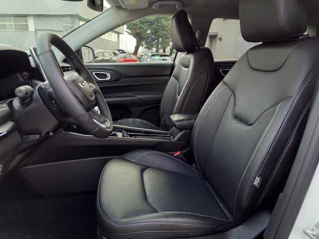 Jeep Compass 1.6l - white