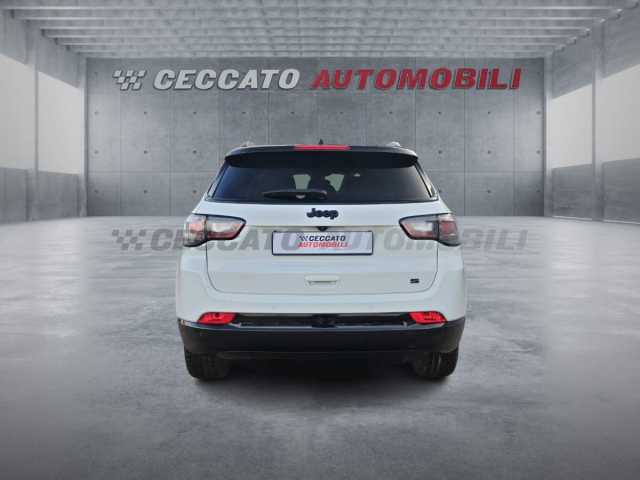 Jeep Compass 1.6l - white