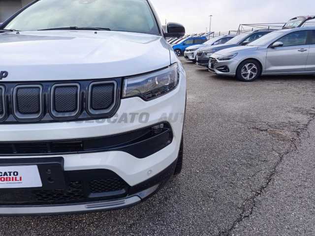 Jeep Compass 1.6l - white