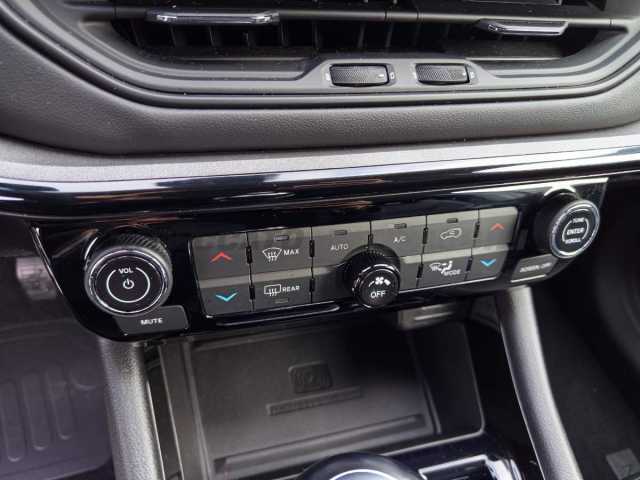 Jeep Compass 1.6l - white