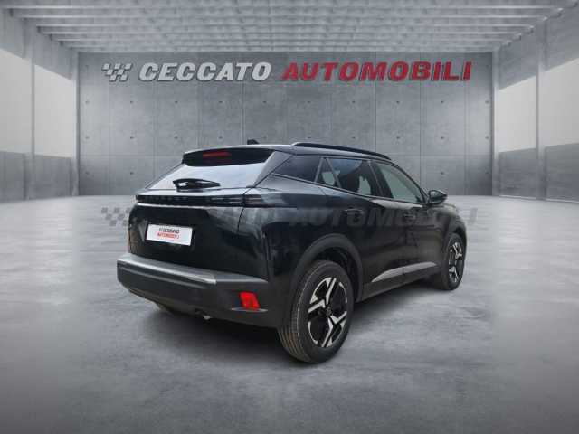 Peugeot 2008 1.2l - black