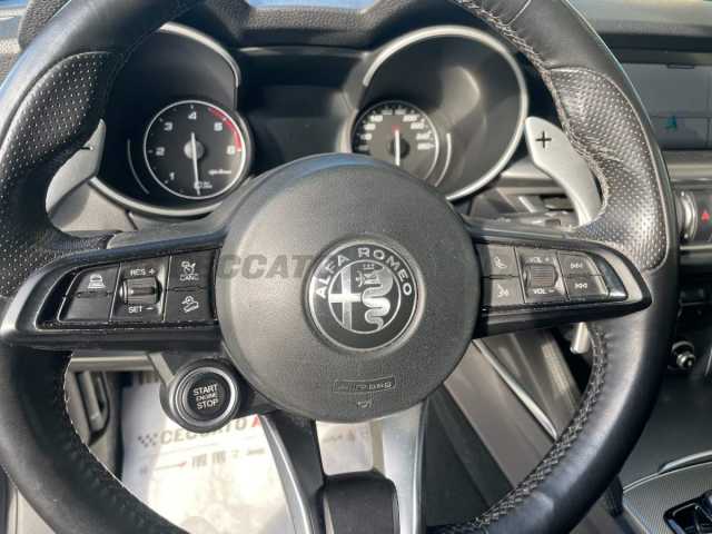Alfa Romeo Stelvio 2.1l - grey