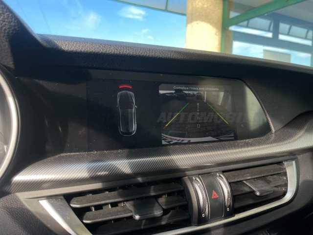 Alfa Romeo Stelvio 2.1l - grey