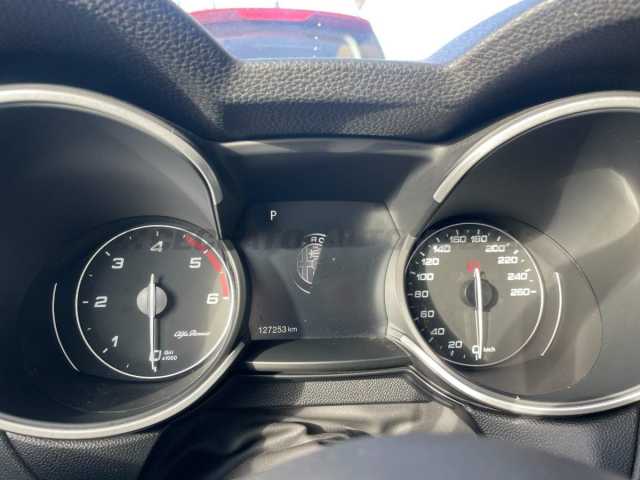 Alfa Romeo Stelvio 2.1l - grey