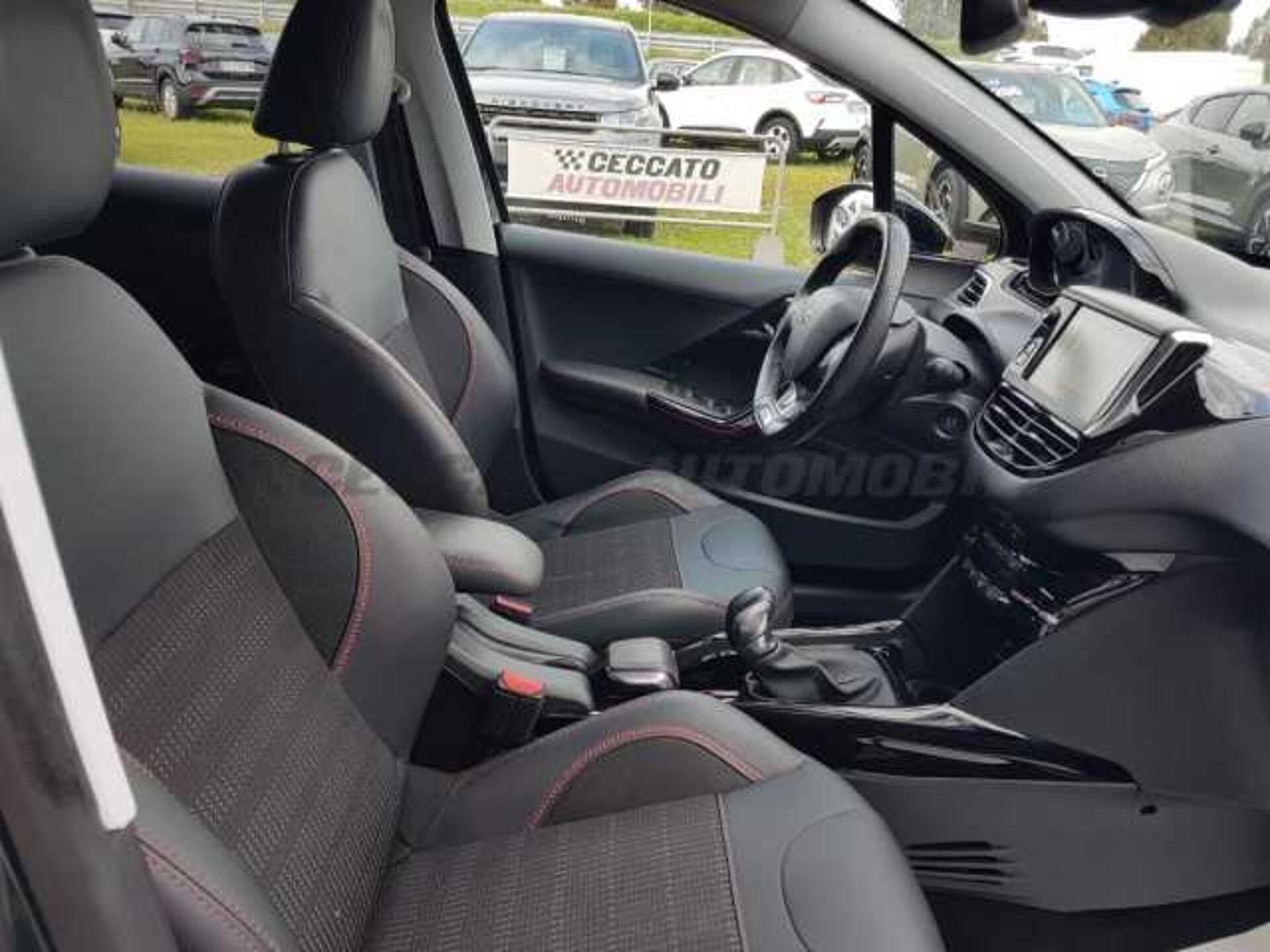 Peugeot 2008 1.5l - grey