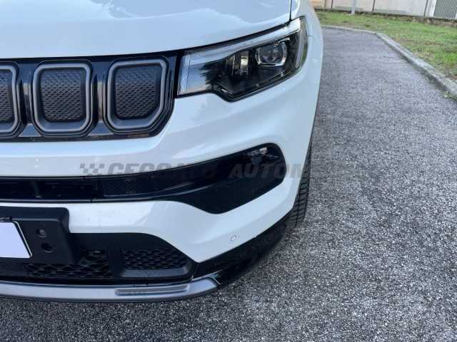 Jeep Compass 1.6l - white