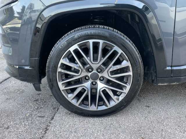 Jeep Compass 1.5l - grey