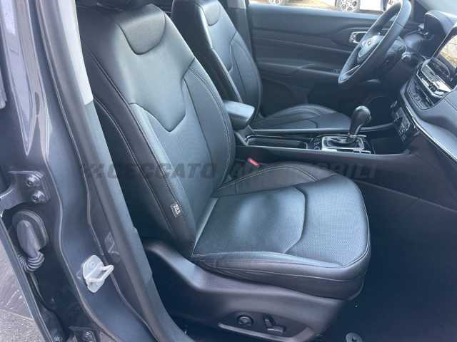 Jeep Compass 1.5l - grey