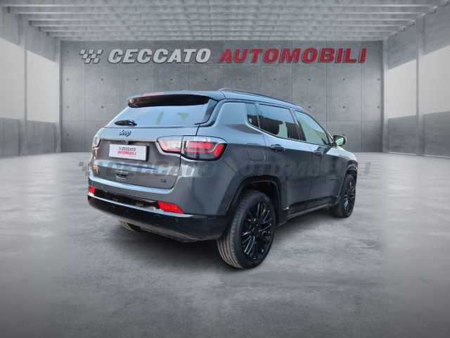 Jeep Compass 1.6l - grey