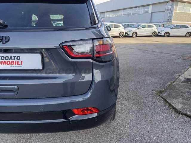 Jeep Compass 1.5l - grey