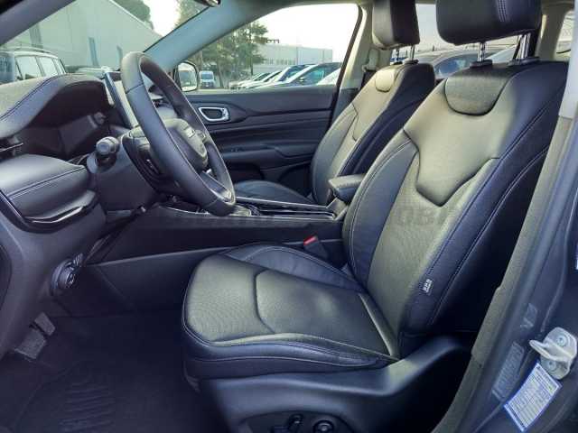 Jeep Compass 1.5l - grey