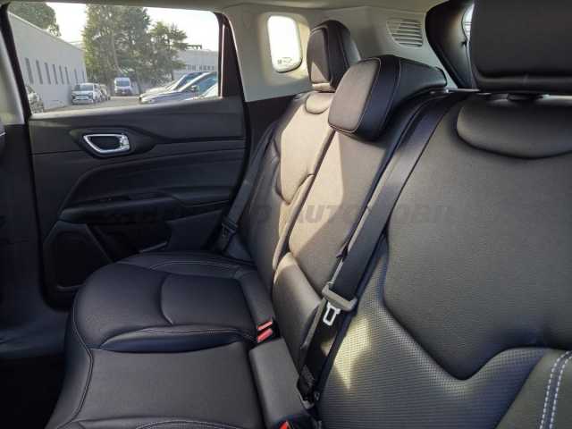 Jeep Compass 1.5l - grey