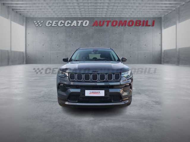 Jeep Compass 1.5l - grey