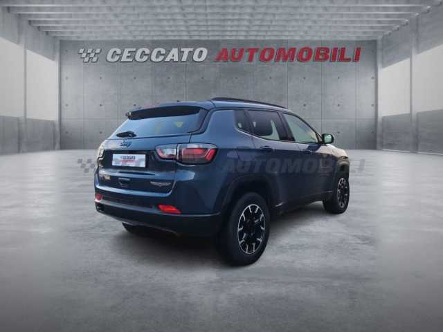 Jeep Compass 1.3l - blue