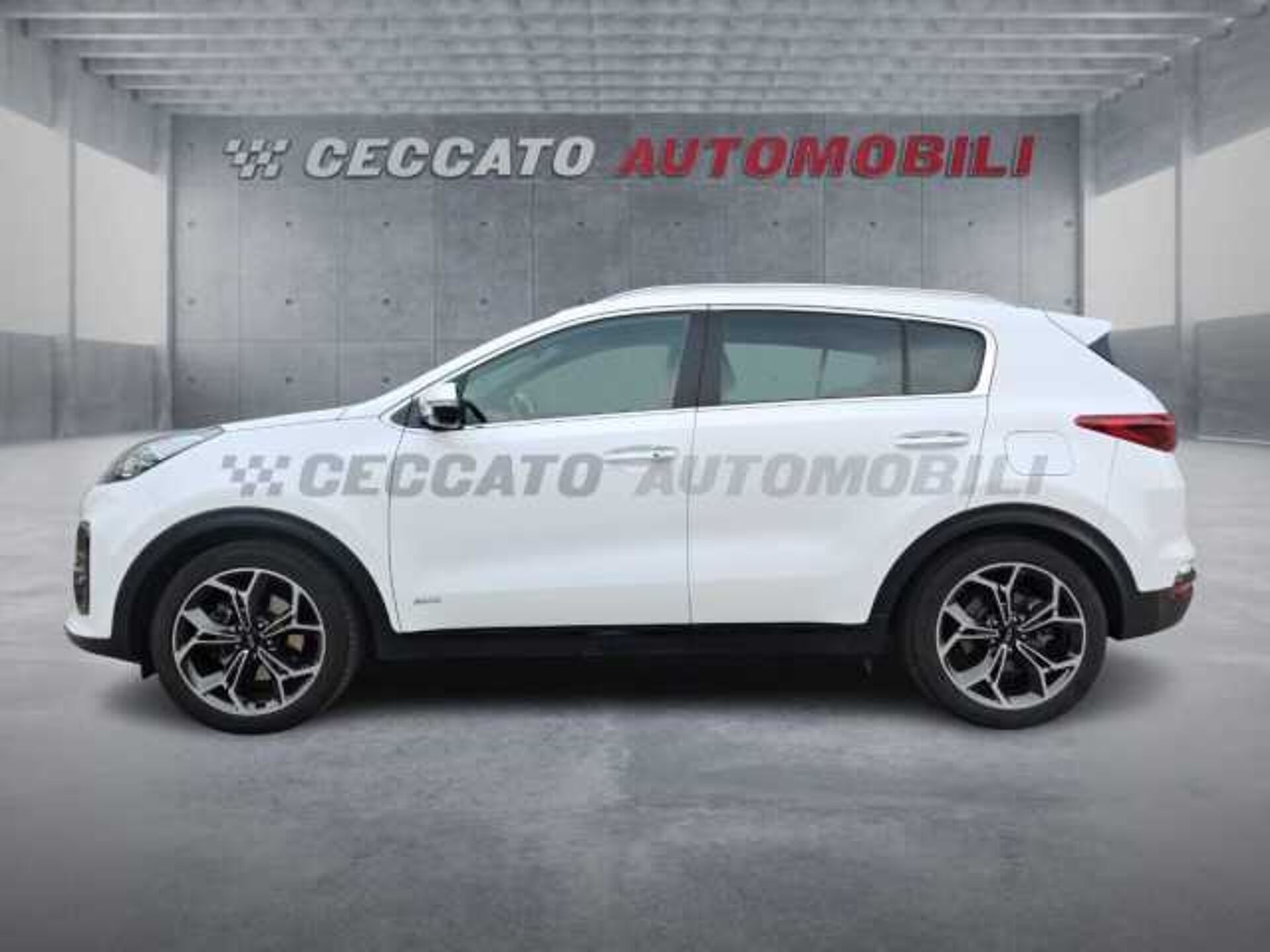 Kia Sportage 1.6l - white