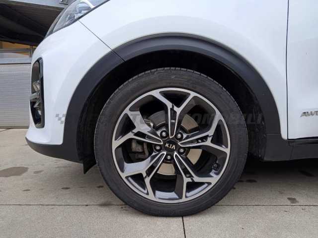 Kia Sportage 1.6l - white