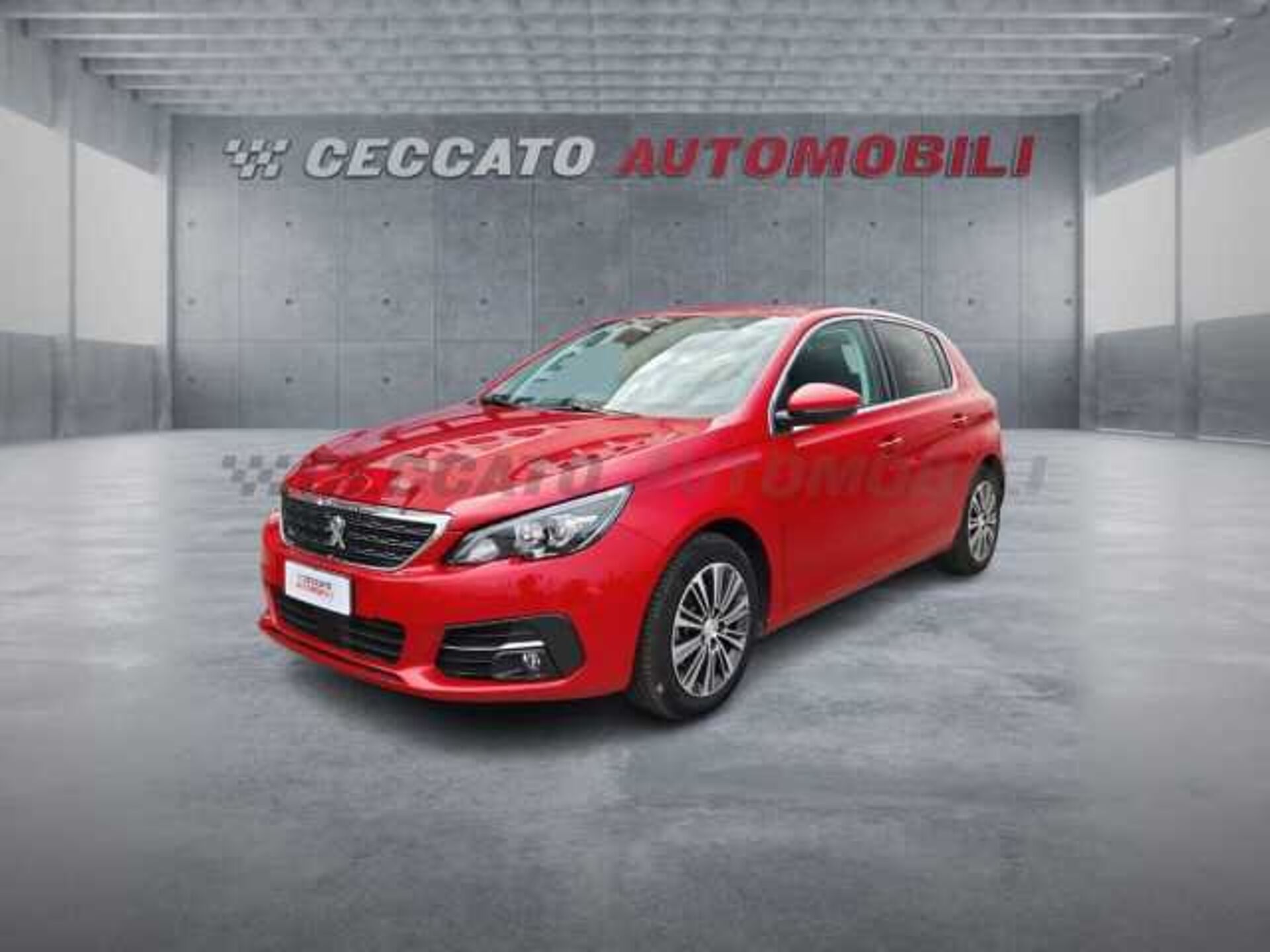 Peugeot 308 1.2l - red