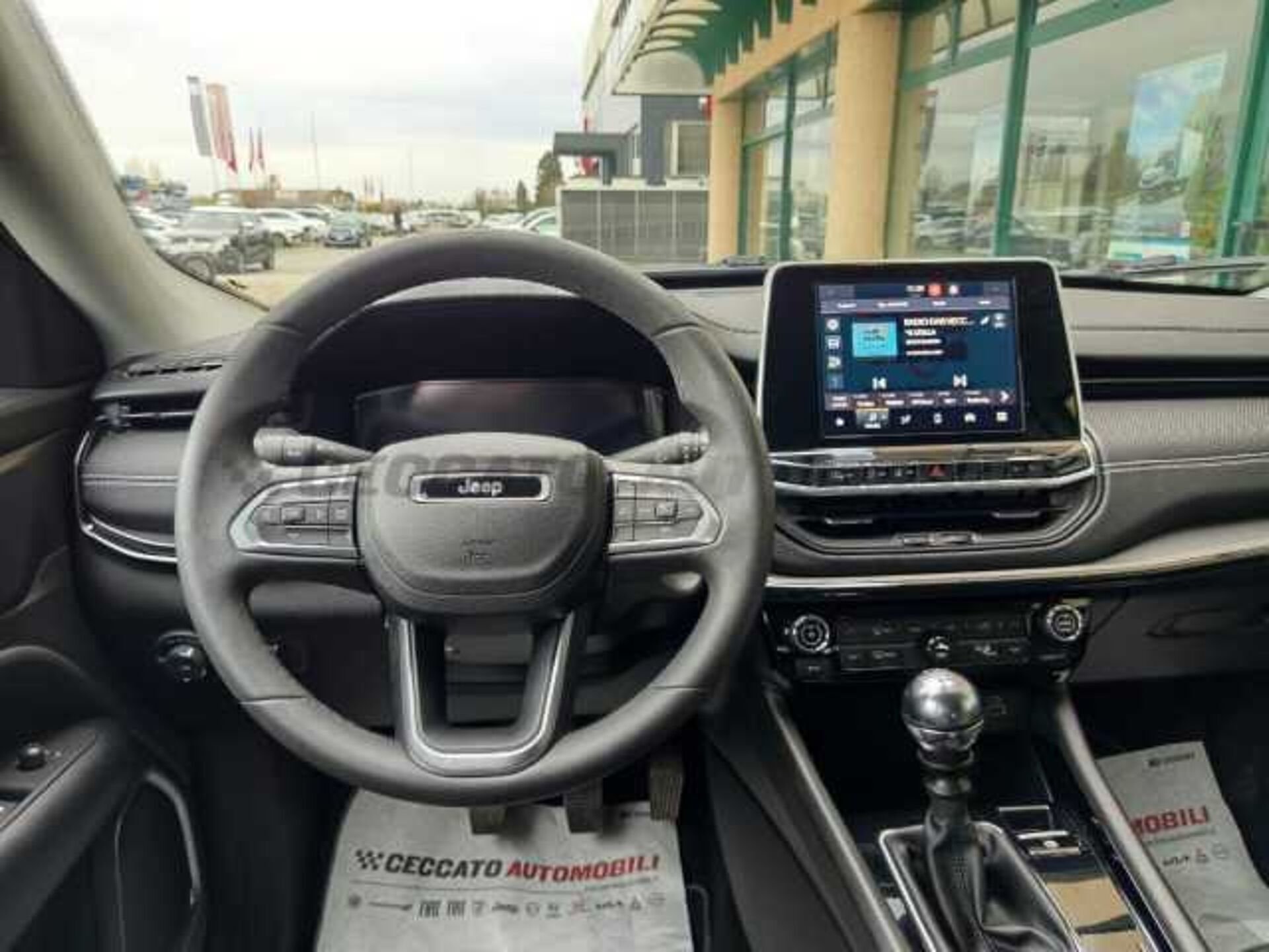 Jeep Compass 1.6l - white