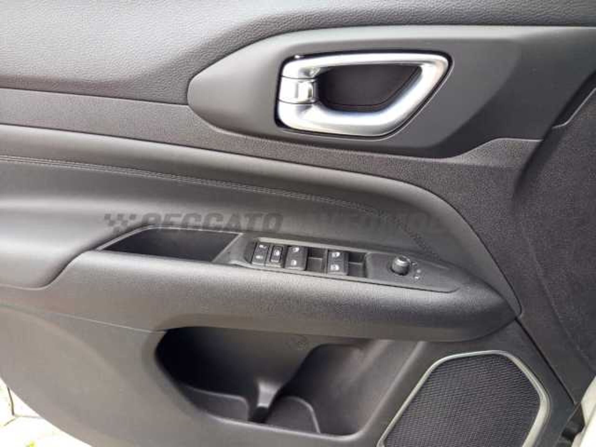 Jeep Compass 1.6l - white