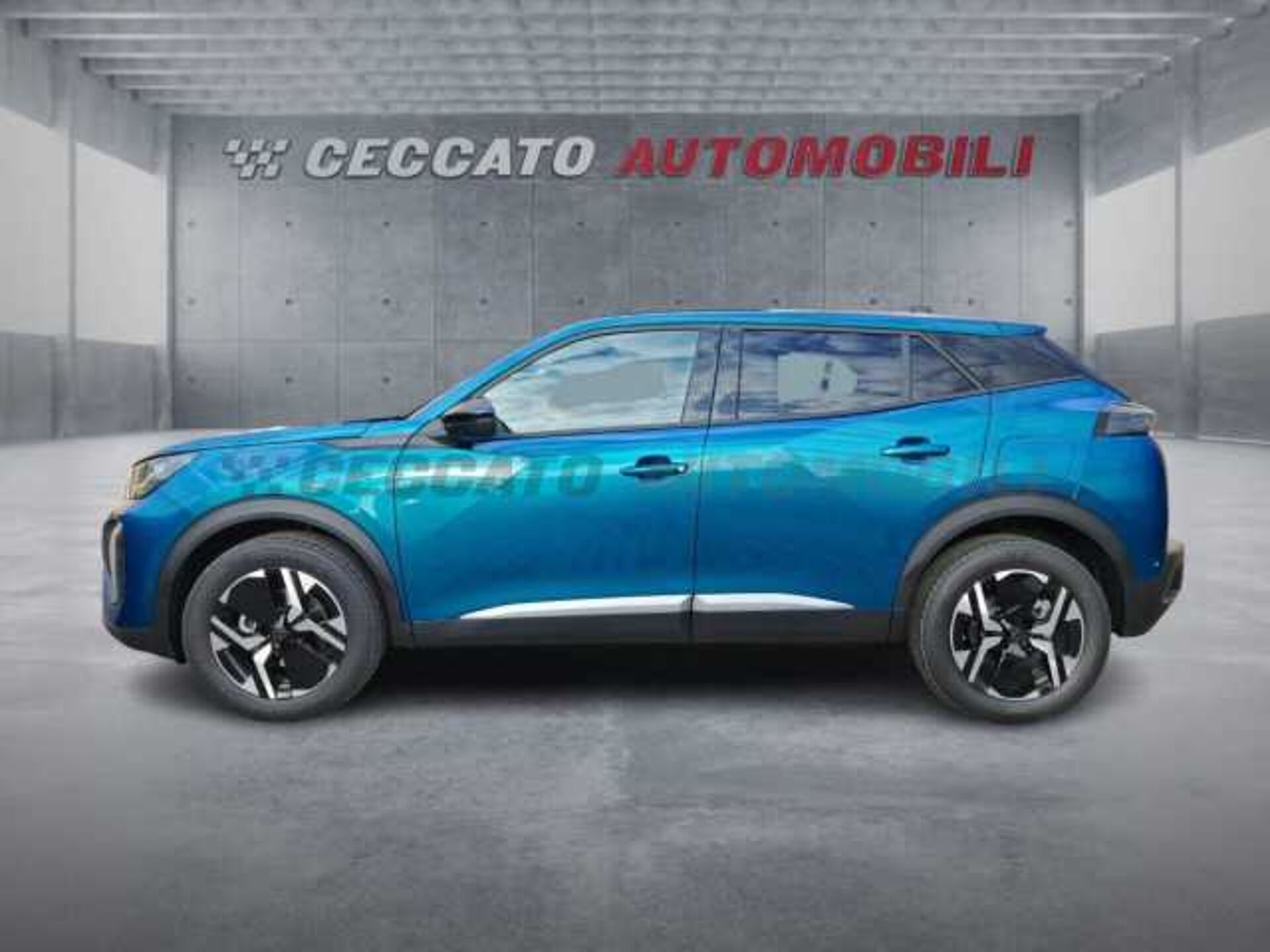 Peugeot 2008 1.2l - blue
