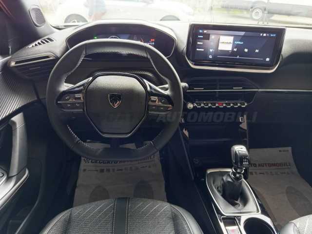 Peugeot 2008 1.2l - black