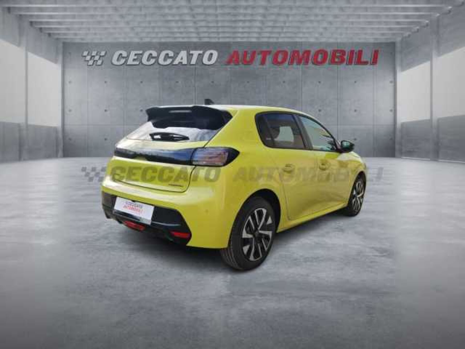 Peugeot 208 1.2l - yellow