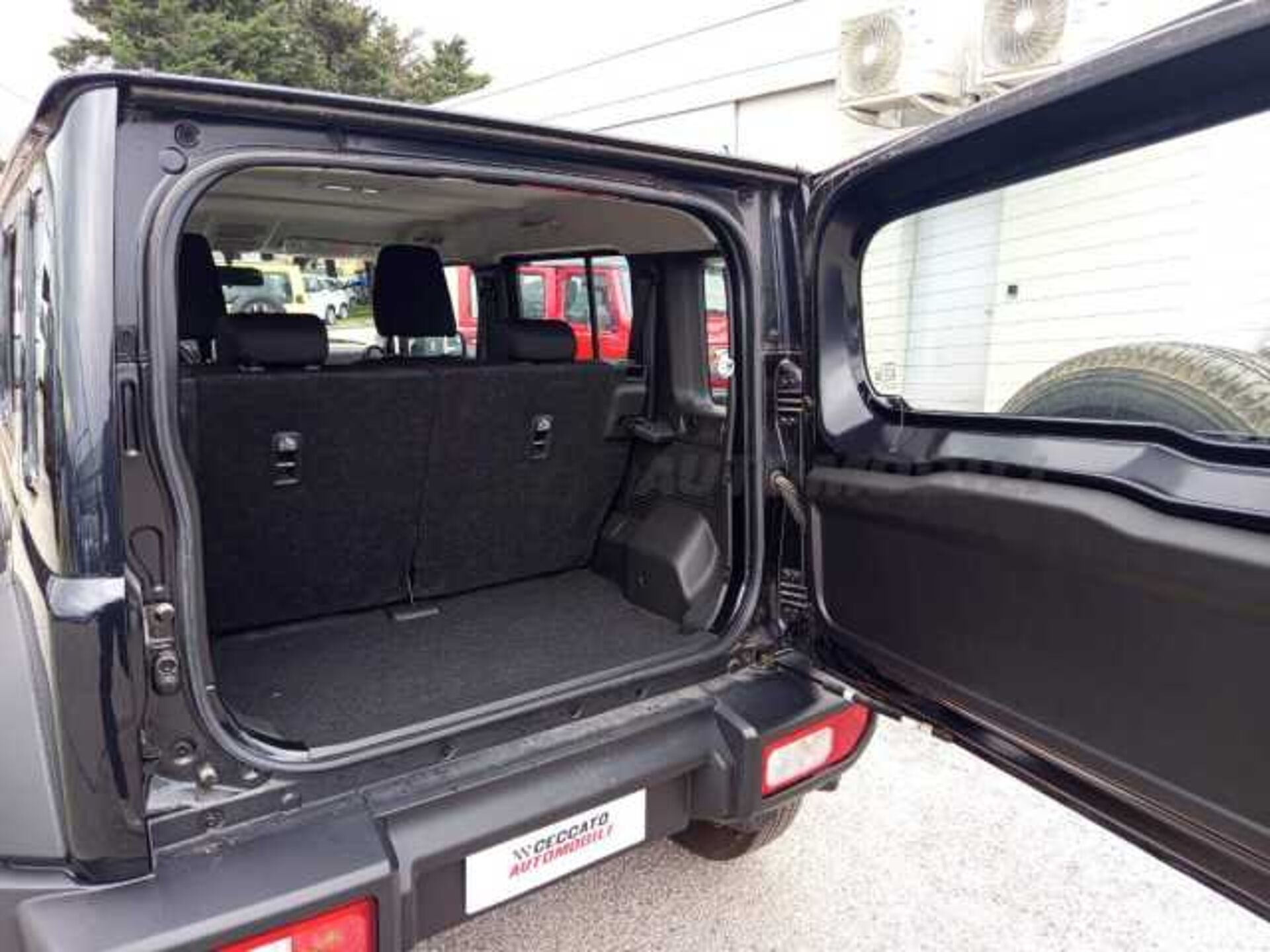 Suzuki Jimny 1.5l - black