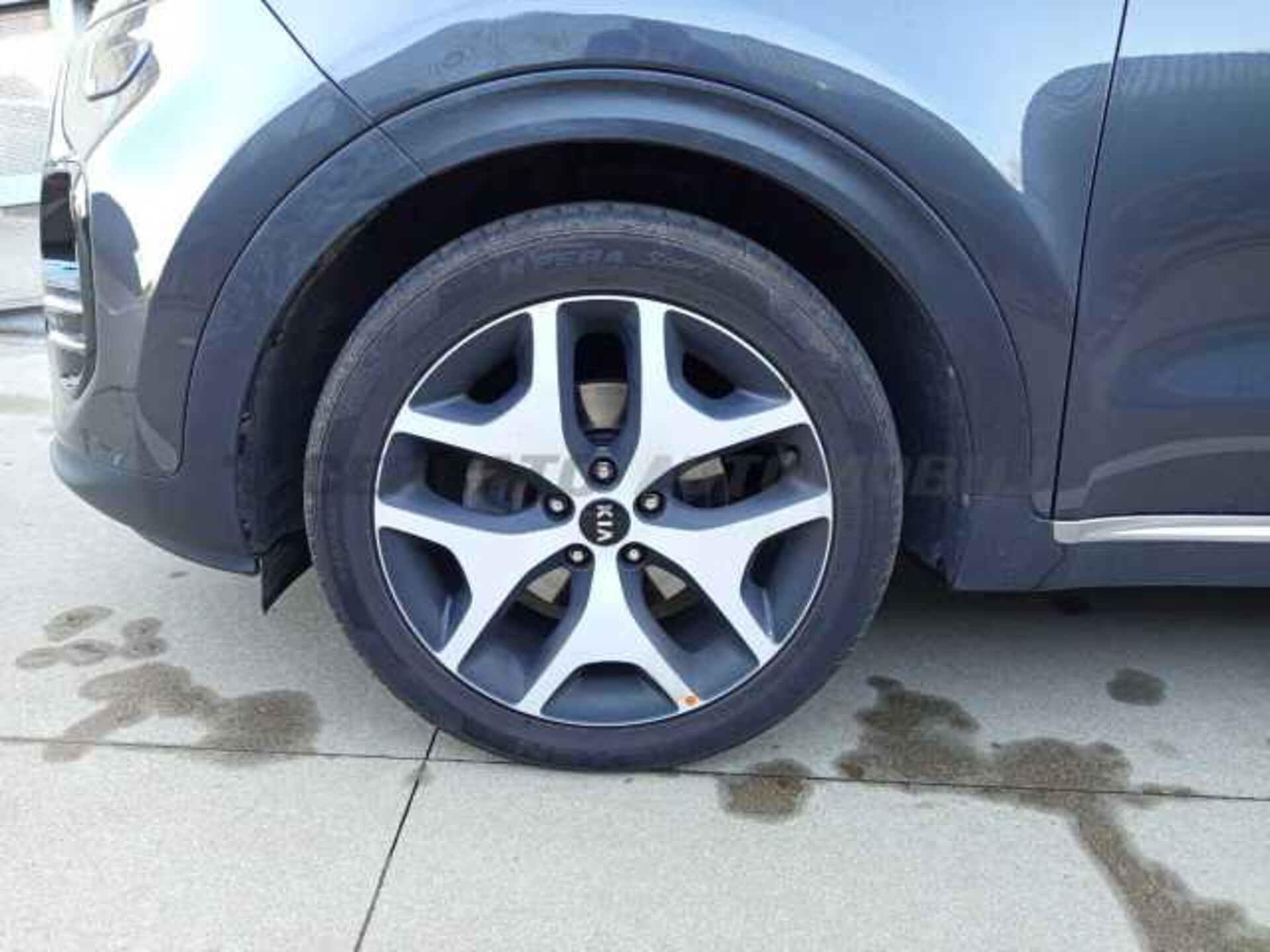 Kia Sportage 1.7l - grey