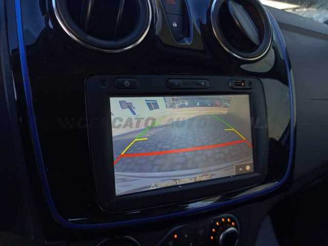 Dacia Sandero 1.5l - white