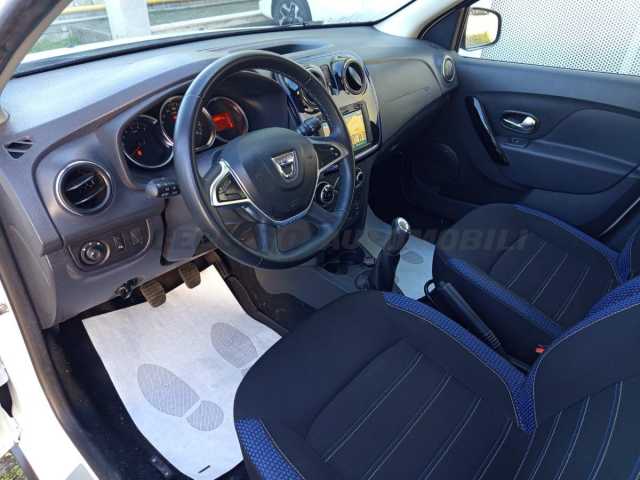 Dacia Sandero 1.5l - white