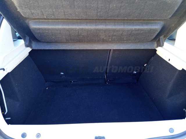 Dacia Sandero 1.5l - white