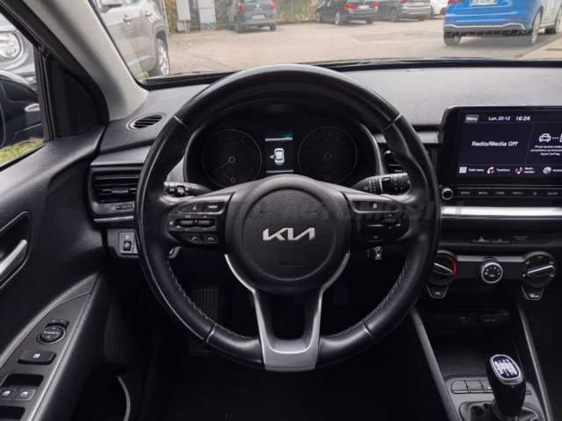 Kia Stonic 1.0l - black
