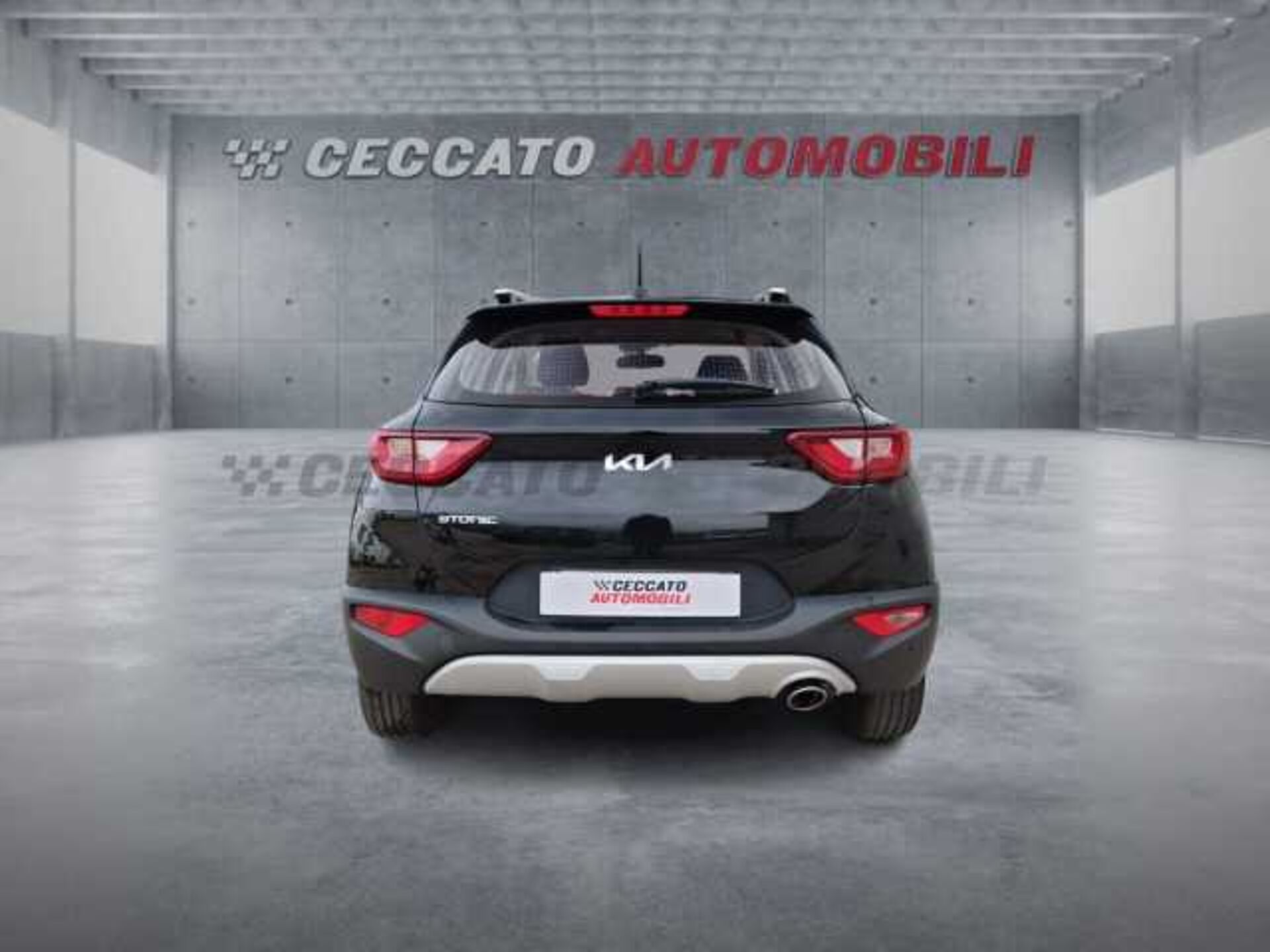 Kia Stonic 1.0l - black