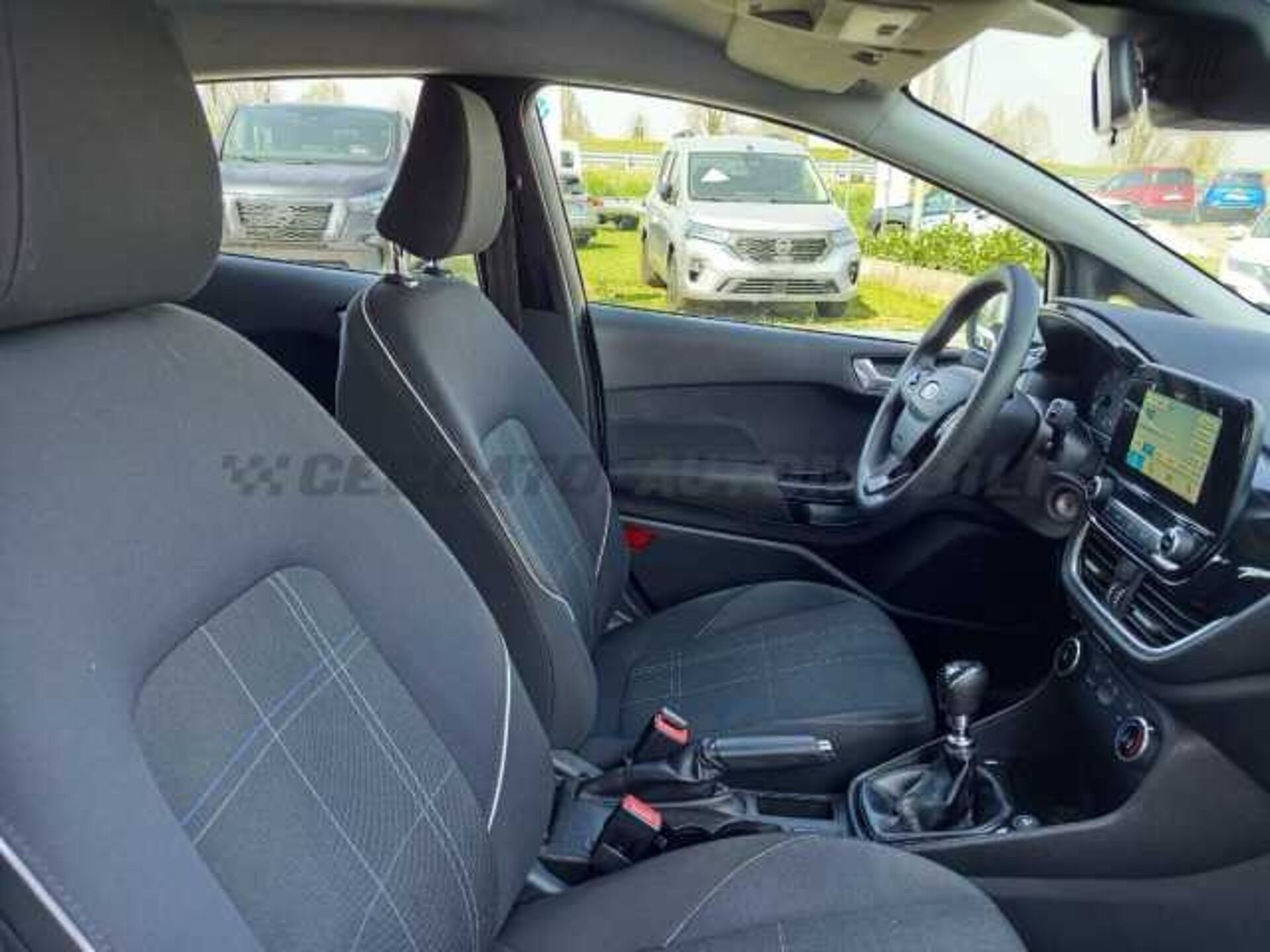 Ford Fiesta 1.5l - white