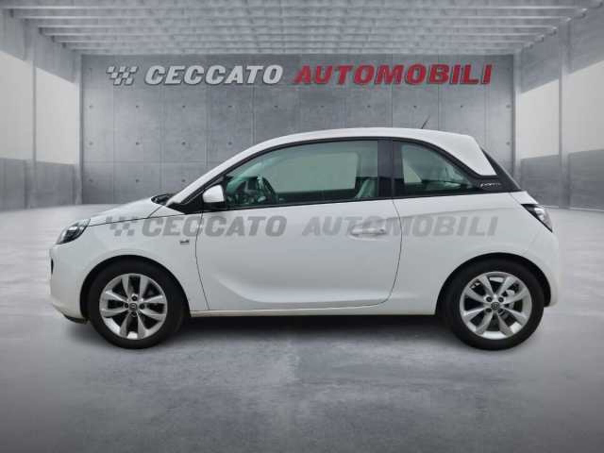 Opel ADAM 1.2l - white