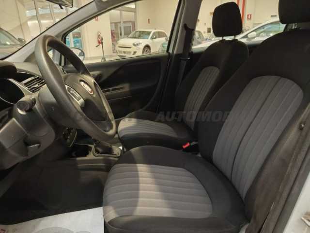 Fiat Punto 1.2l - white