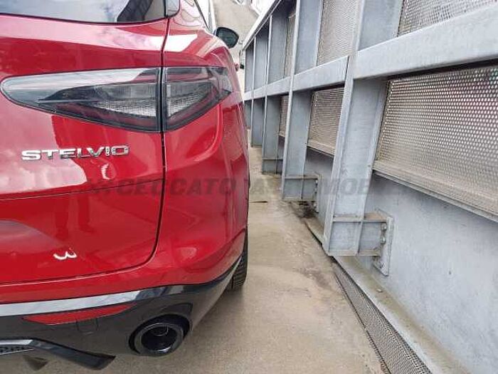 Alfa Romeo Stelvio 2.1l