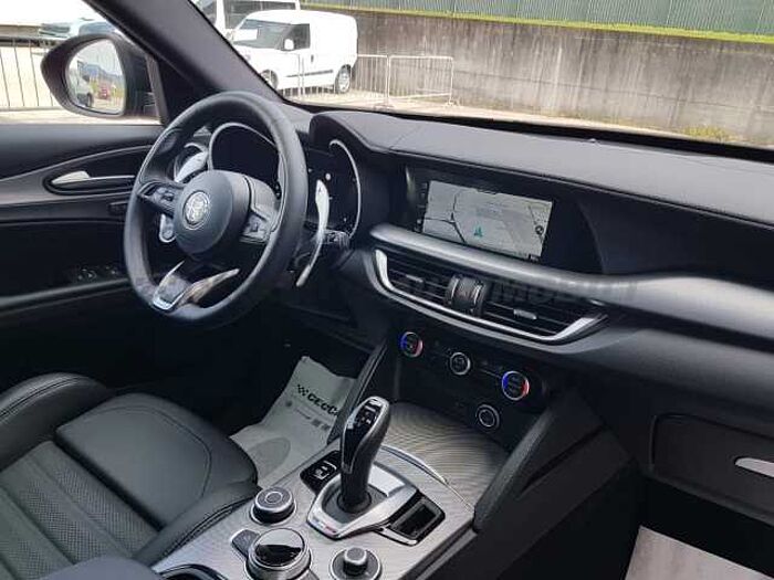 Alfa Romeo Stelvio 2.1l