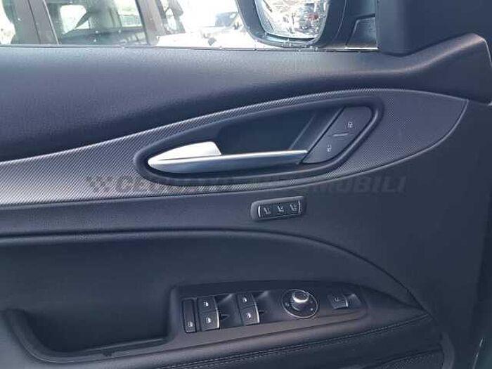 Alfa Romeo Stelvio 2l